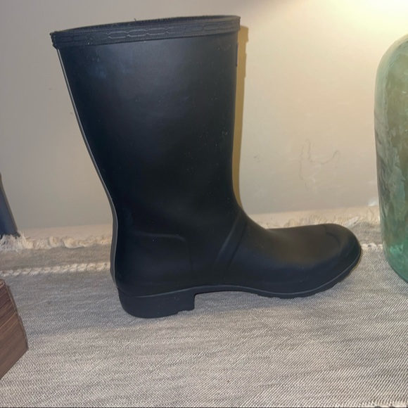 SOLD - Hunter Original Tour Short Packable Rain Boot - Picture 8 of 16